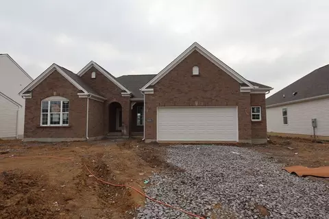5978 Hawks Ln, Milford, OH 45150