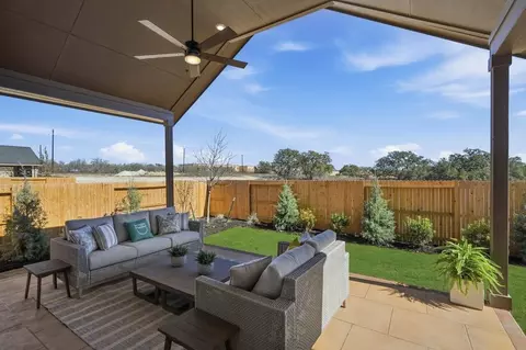 218 Navarro, Boerne, TX 78006