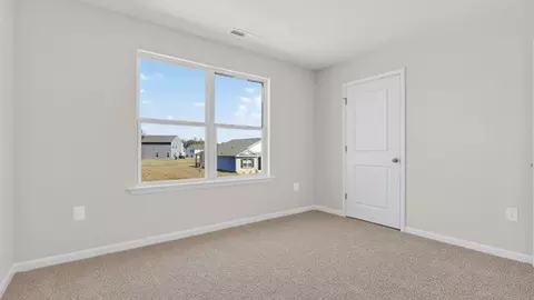 Bedroom - 112 Daniel Rd, Smithfield, NC 27577 photo 5 of 9