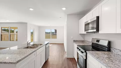 Kitchen - 217 Raulston Dr, Byram, MS 39272 photo 3 of 8