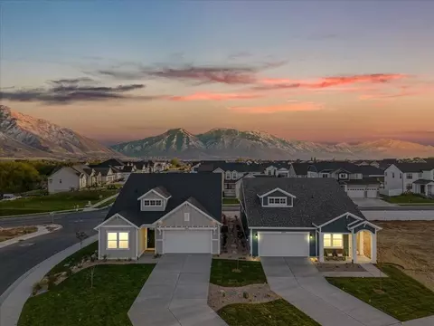 View/Area - 526 N Legend Way, Mapleton, UT 84664 photo 2 of 17
