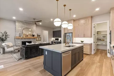 Kitchen - 526 N Legend Way, Mapleton, UT 84664 photo 4 of 7