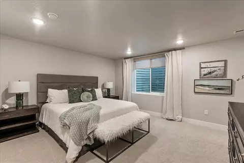 Bedroom - 526 N Legend Way, Mapleton, UT 84664 photo 4 of 5