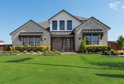 815 Feathergrass Pl, Haslet, TX 76052
