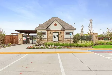 Exterior - 209 Saddletree Dr, Nevada, TX 75173 photo 8 of 9