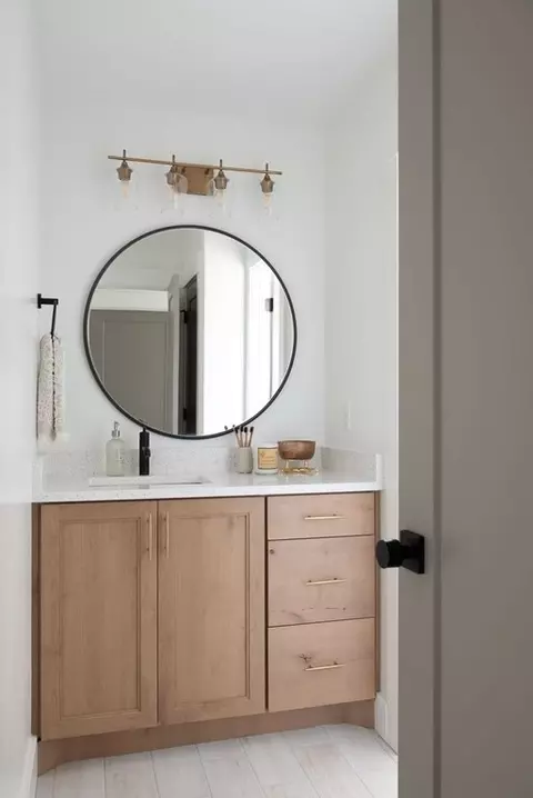 Bath - 1436 S 10 E, Salem, UT 84653 photo 2 of 4