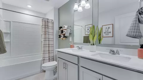 Bath - 801 Trumpet Ln, Windsor, CO 80550 photo 3 of 3