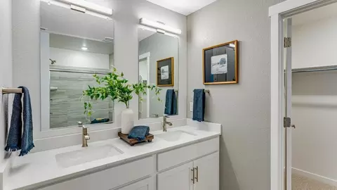 Bath - 801 Trumpet Ln, Windsor, CO 80550 photo 2 of 3