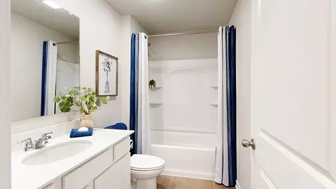 Bath - 13629 Read St, Omaha, NE 68142 photo 2 of 3