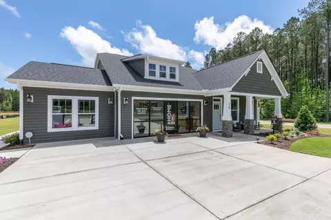 16 Macy Cir, Zebulon, NC 27597