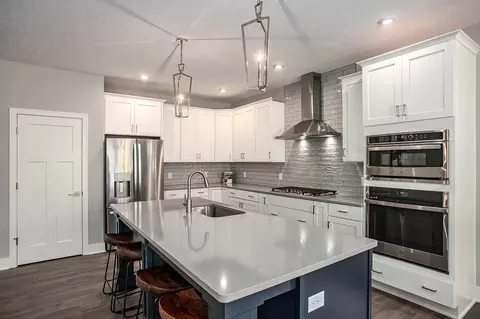 Kitchen - Hickory Drive, Grand Ledge, MI 48837 photo 1 of 4