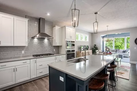 Kitchen - Hickory Drive, Grand Ledge, MI 48837 photo 2 of 4