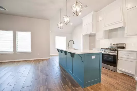 Kitchen - 17252 Billy Rd, Washington, OK 73093 photo 9 of 11
