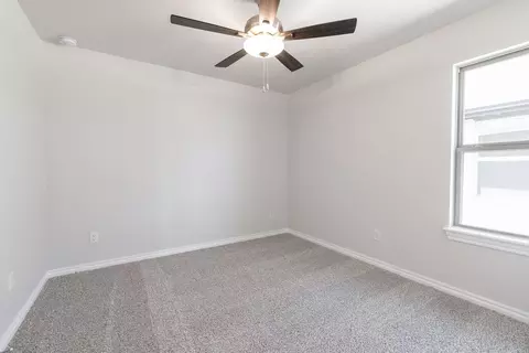 Bedroom - 17252 Billy Rd, Washington, OK 73093 photo 7 of 10
