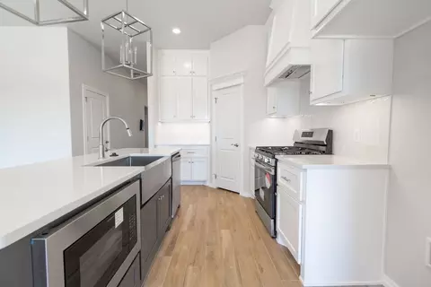 Kitchen - 17252 Billy Rd, Washington, OK 73093 photo 4 of 11