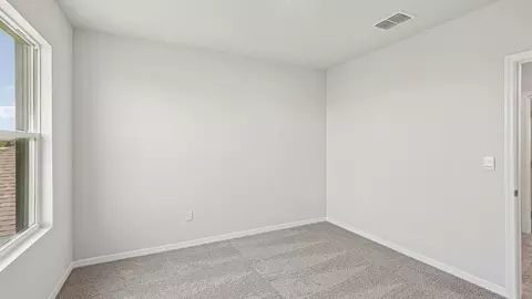 Bedroom - 2296 Pilsner Loop, Bradenton, FL 34208 photo 9 of 17
