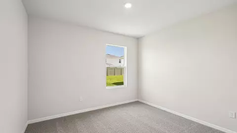 Bedroom - 2296 Pilsner Loop, Bradenton, FL 34208 photo 4 of 17