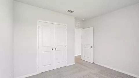 Bedroom - 2296 Pilsner Loop, Bradenton, FL 34208 photo 5 of 17