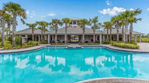 Exterior - 2296 Pilsner Loop, Bradenton, FL 34208 photo 2 of 4