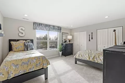 Bedroom - 6466 E 104th Ave, Winfield, IN 46307 photo 4 of 10