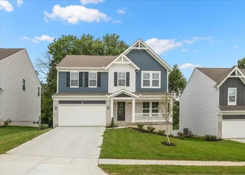 723 Francis Dr, Heath, OH 43056