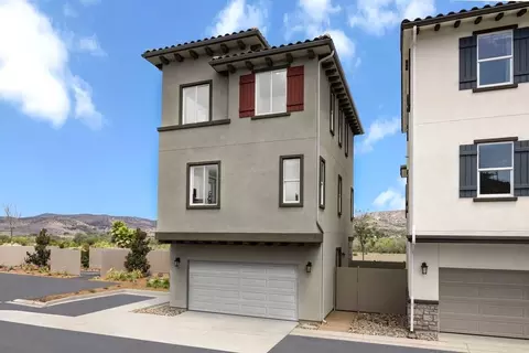 Exterior - 7708 Discovery Ln, Santee, CA 92071 photo 4 of 7