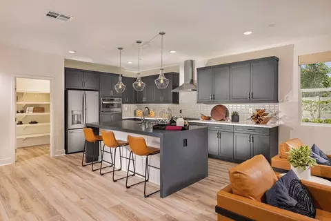 Kitchen - 35104 Citron Ln, Fallbrook, CA 92028 photo 2 of 6