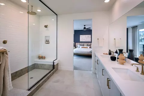 Bath - 35104 Citron Ln, Fallbrook, CA 92028 photo 4 of 6