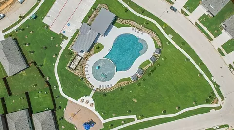 View/Area - 4857 Stonebridge Dr, Ennis, TX 75119 photo 4 of 10
