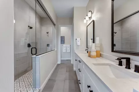 Bath - 6429 Juniper Dr, Thornton, CO 80602 photo 3 of 5