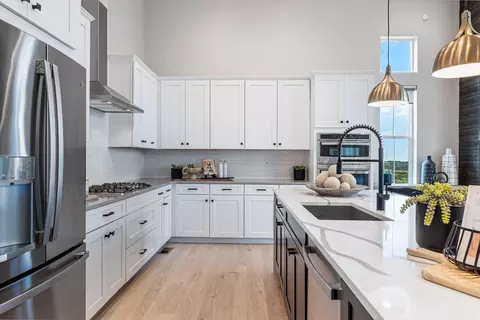Kitchen - 6429 Juniper Dr, Thornton, CO 80602 photo 4 of 5