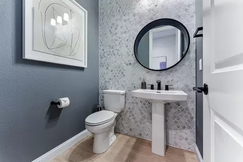 Bath - 6429 Juniper Dr, Thornton, CO 80602 photo 1 of 5