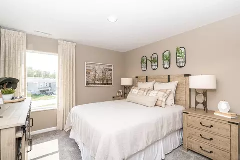 Bedroom - 956 Ram Dr, Franklin, IN 46131 photo 12 of 14