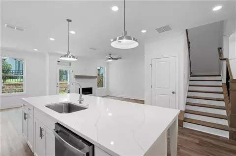 4916 Molder Avenue 64, Buford, GA 30518