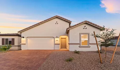 870 N Astronomer Ln, Green Valley, AZ 85614