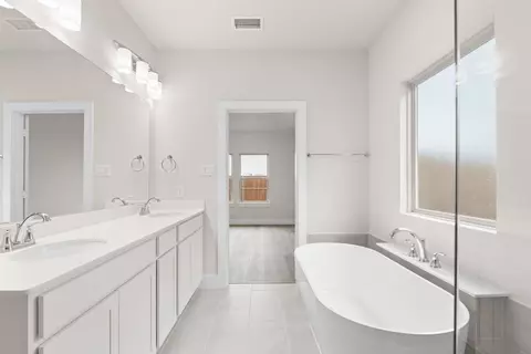 Bath - 1324 Comal Dr, Forney, TX 75126 photo 4 of 4
