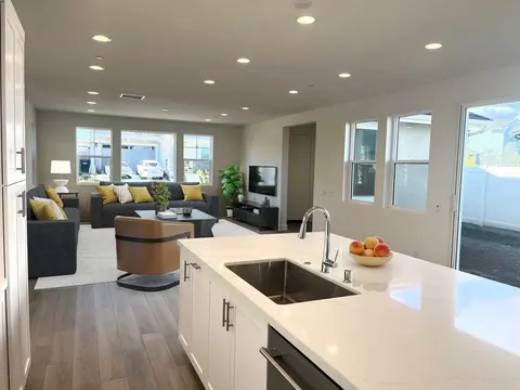 528 San Lorenzo Rd, Ventura, CA 93004