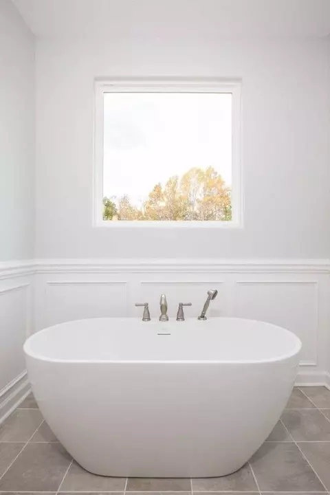 Bath - Undisclosed, Chesapeake, VA 23322 photo 2 of 8