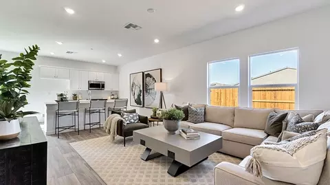 Living - 7255 W Donner Ave, Fresno, CA 93723 photo 1 of 2