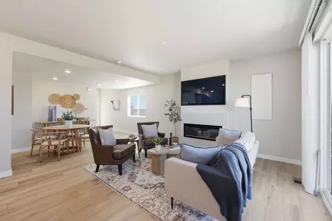 Living - 13612 Arriba Dr, Peyton, CO 80831 photo 2 of 3