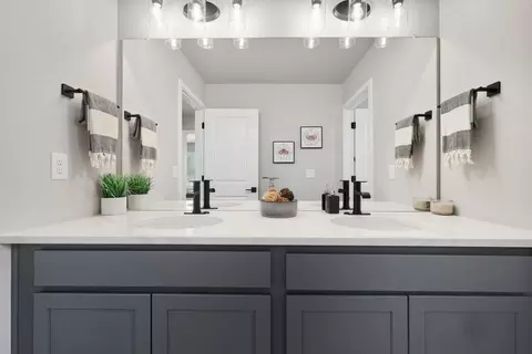 Bath - 13612 Arriba Dr, Peyton, CO 80831 photo 1 of 3