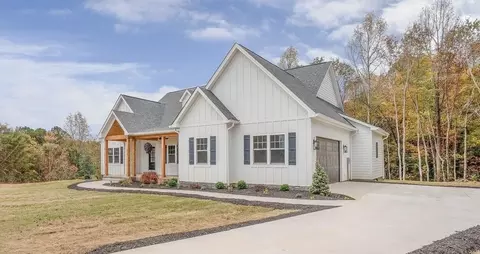 Exterior - Jeremiah Ct, Hickory, NC 28601 photo 11 of 36
