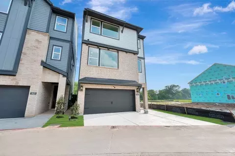 5829 Water Bridge Ln, Fort Worth, TX 76109