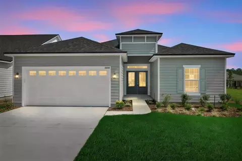 3465 Americana Dr, Green Cove Springs, FL 32043