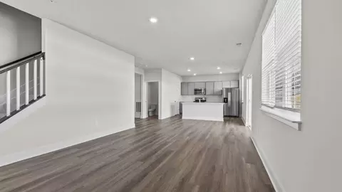 Living - 1566 Bentstalk Dr, Frederick, MD 21703 photo 4 of 6
