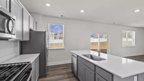 Kitchen - 1566 Bentstalk Dr, Frederick, MD 21703 photo 2 of 6