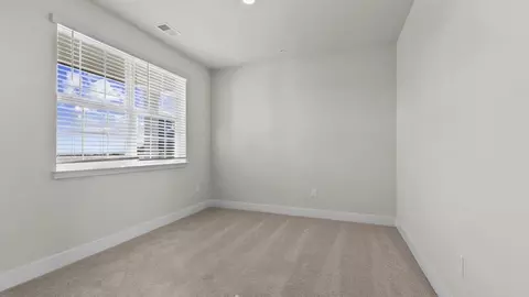 Bedroom - 1566 Bentstalk Dr, Frederick, MD 21703 photo 1 of 19