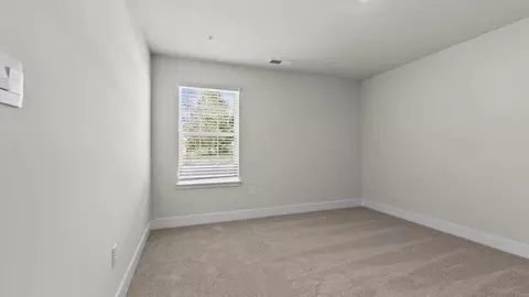 Bedroom - 1566 Bentstalk Dr, Frederick, MD 21703 photo 6 of 19