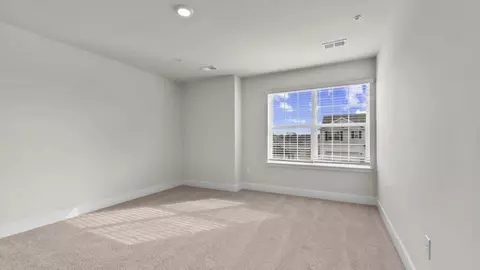 Bedroom - 1566 Bentstalk Dr, Frederick, MD 21703 photo 10 of 19