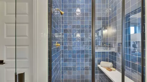 Bath - 4100 Starnberg Ln, Pflugerville, TX 78660 photo 14 of 15